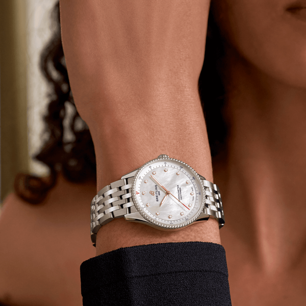 BREITLING NAVITIMER 32 SuperQuartz™ LADIES WATCH A77320E61A2A1
