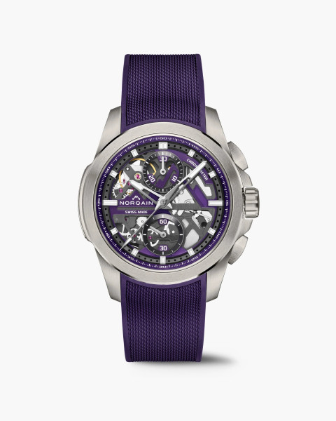 Часовник NORQAIN Independence Skeleton Chrono 42mm N3200.40T03.P01 – титаниев корпус с лилав скелетен циферблат – classicwatches.bg