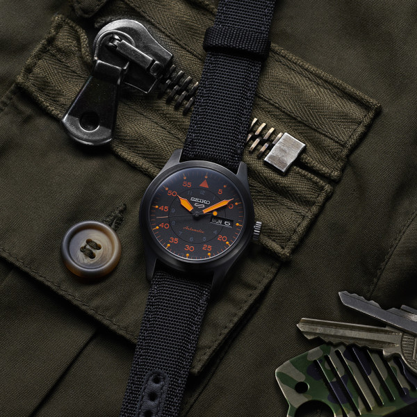 seiko 5 sports srph33k1 черен циферблат ClassicWatches.bg