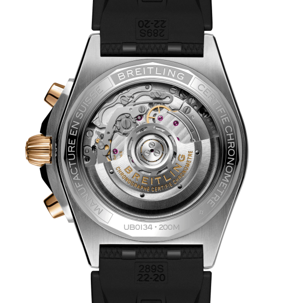 мъжки часовник автоматичен breitling-chronomat-b01-42-ub0134101b1s1-back-view-classicwatches