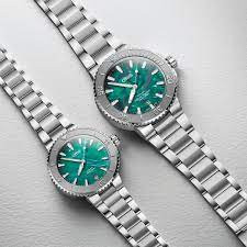 ORIS AQUIS DATE X BRACENET 36.5MM 733 7770 4137 07 8 18 05P