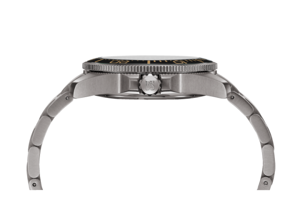 CERTINA DS ACTION 43MM  C032.607.44.051.00
