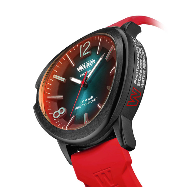 часовник welder динамичен дизайн червена каишка 44 мм classicwatches.bg