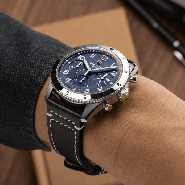BREITLING CLASSIC AVI CHRONOGRAPH 42 TRIBUTE TO VOUGHT F4U CORSAIR MEN'S WATCH   A233801A1C1X1