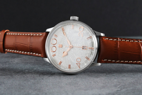 Emotio Uno AS.EM01-1 със златни стрелки и индекси – classicwatches.bg