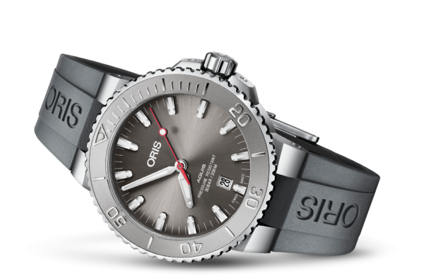 ORIS AQUIS DATE 43.5 MM  733 7730 4153 - 07 4 24 63EB
