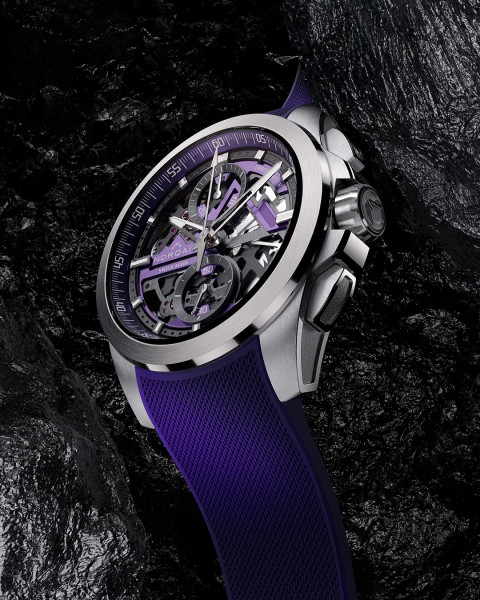 Часовник NORQAIN Independence Skeleton Chrono 42mm N3200.40T03.P01 – прозрачен сапфирен гръб с механизъм NORQAIN 8K – classicwatches.bg