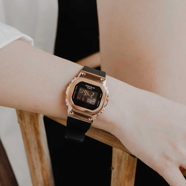 CASIO G-SHOCK S SIZE GM-S5600PG-1ER