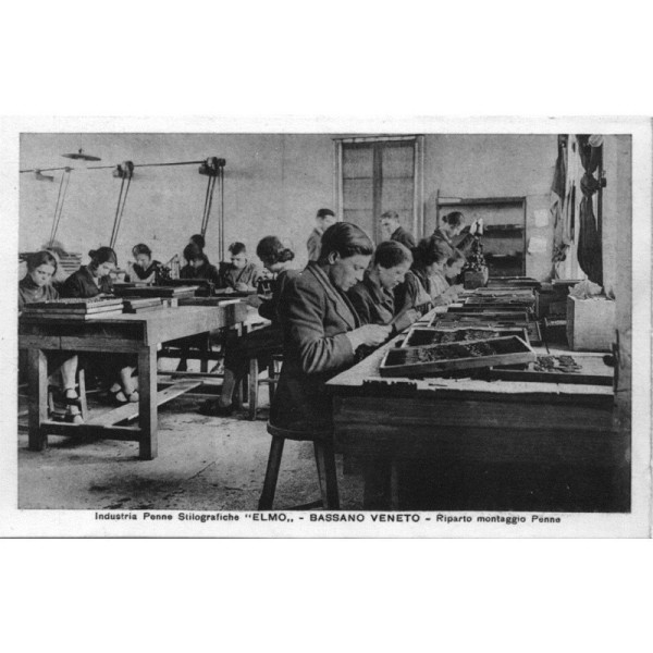 Ролер Montegrappa Elmo ISE2RRAC син с хромирани детайли – classicwatches.bg
Ролер Montegrappa Elmo ISE2RRAC италиански луксозен инструмент за писане – classicwatches.bg
