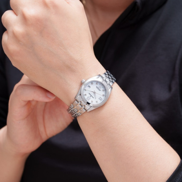 Candino C4703/D дамски часовник седефен циферблат ClassicWatches.bg