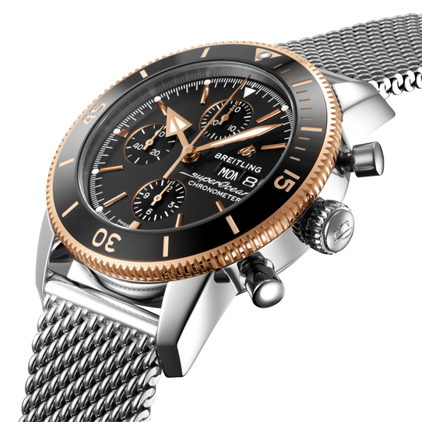 мъжки часовник автоматичен breitling-superocean-heritage-chronograph-44-u13313121b1a1-side-view-classicwatches 