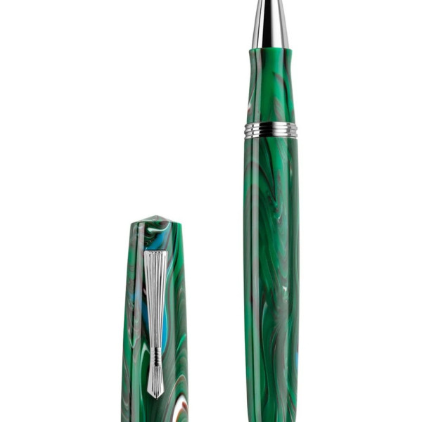 Ролер Montegrappa Elmo ISE2RRAG тюркоазен с хромирани детайли – classicwatches.bg
Ролер Montegrappa Elmo ISE2RRAG италиански луксозен инструмент за писане – classicwatches.bg
