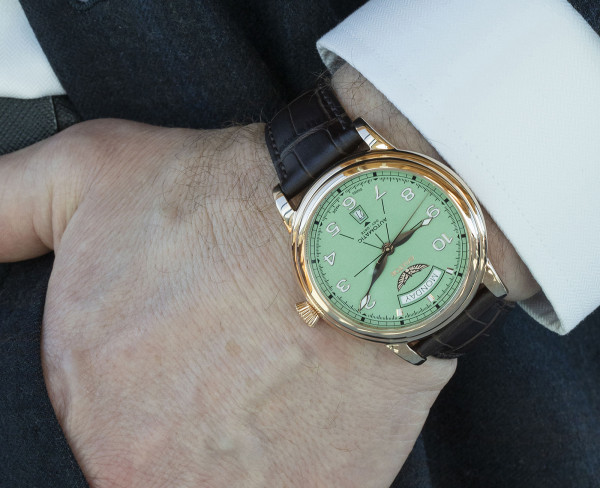 Aviator Douglas Day-Date V.3.44.2.404.4