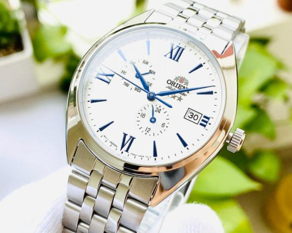 ORIENT 3 STARS 39MM MEN'S WATCH RA-AK0506S