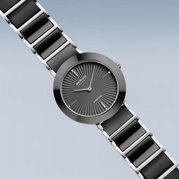 Часовник Bering 11435-702