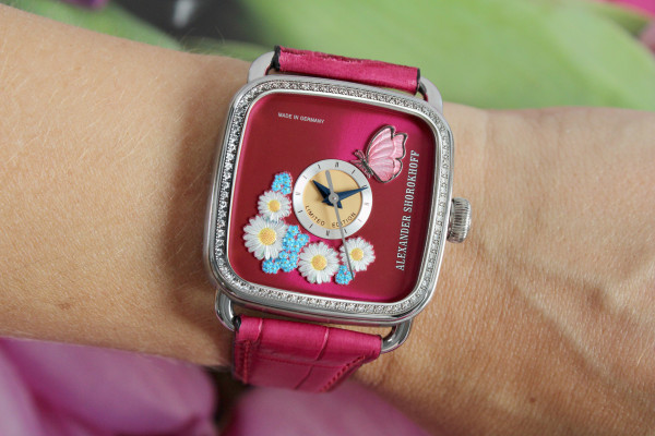 Alexander Shorokhoff SUMMER AS.AP.SOM2D с флорален циферблат и пеперуда – classicwatches.bg