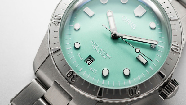 ORIS DIVERS SIXTY-FIVE AUTOMATIC 38MM WATCH 733 7771 4057-07 8 19 18d