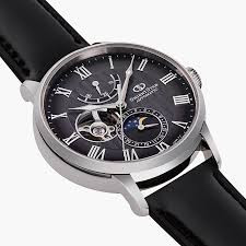 re-ay0107n open-heart moon phase циферблат ClassicWatches.bg
