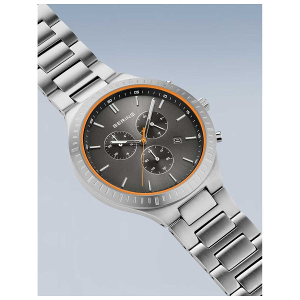 Мъжки часовник Bering Titanium Chronograph 11743-709