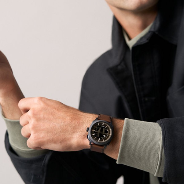 часовник Fossil Machine FS6165 в черен и кафяв цвят