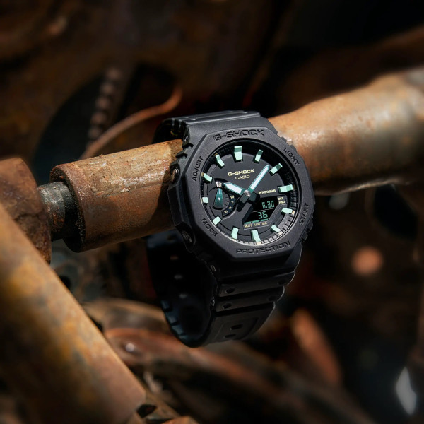 CASIO G-SHOCK GA-2100RC-1AER