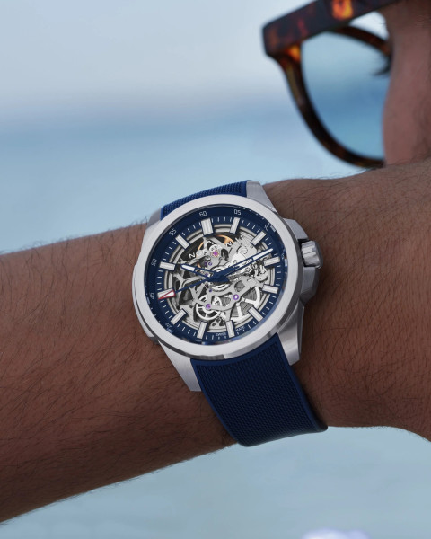 NORQAIN Independence Skeleton N3000.07S01.A01 COSC автоматичен часовник със стоманен корпус – classicwatches.bg