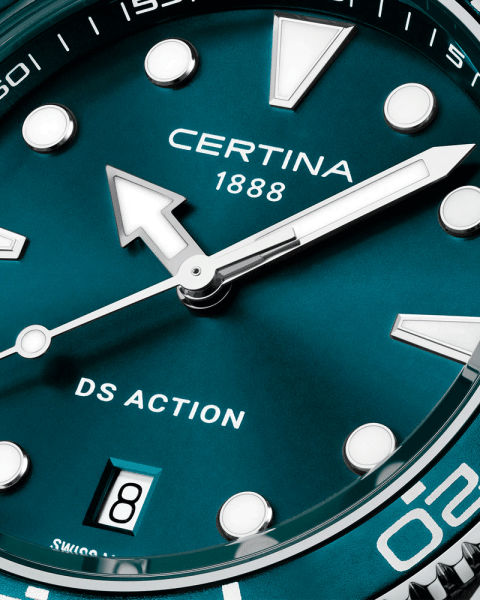 Certina DS Action 40mm мъжки часовник на китка с луминесцентни стрелки и индекси – classicwatches.bg