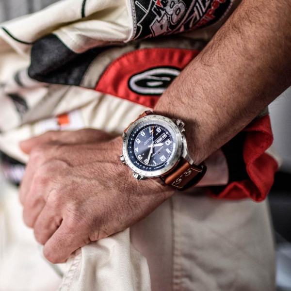 Hamilton Khaki X-Wind DAY Date Automatic H77765541