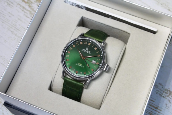 Poljot International Jaros GMT с дата на три часа – classicwatches.bg