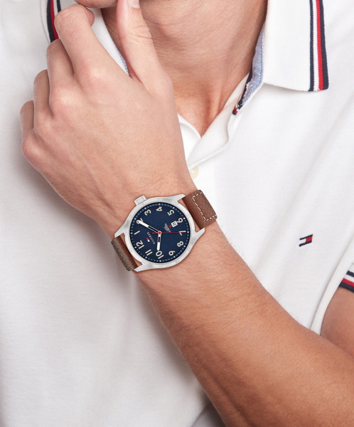 TOMMY HILFIGER FORREST 43MM MEN'S WATCH 1710559
