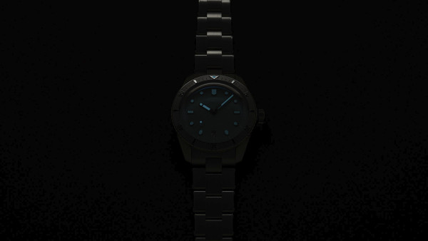 ORIS DIVERS SIXTY-FIVE AUTOMATIC 38MM WATCH 733 7771 4058-07 8 19 18d