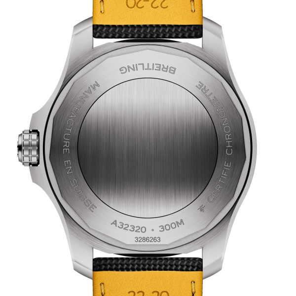 BREITLING AVENGER AUTOMATIC GMT 44  A32320101B1X1