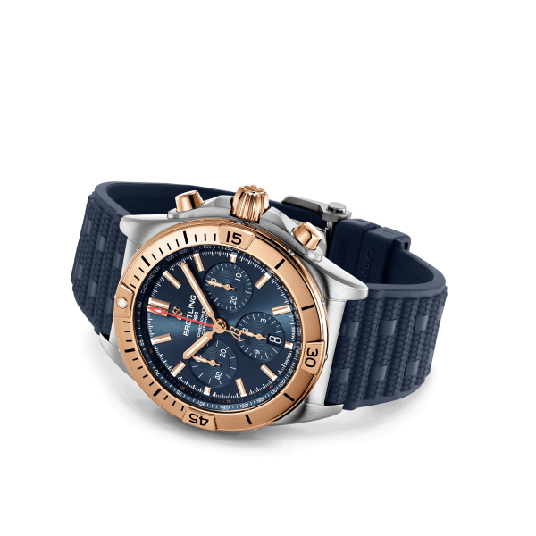 мъжки часовник автоматичен breitling-chronomat-b01-42-ub0134101c1s1-side-view-classicwatches 