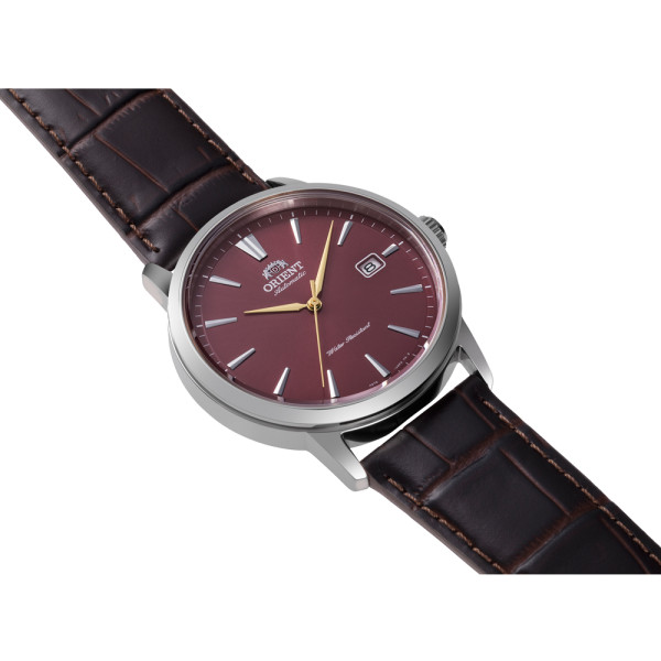 Orient RA AC0F15R елегантен модел кожена каишка златисти стрелки classicwatches.bg