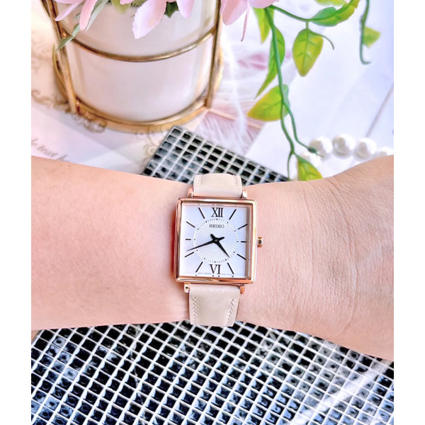 Seiko SWR114 женски часовник на китка с луксозна кожена каишка – classicwatches.bg