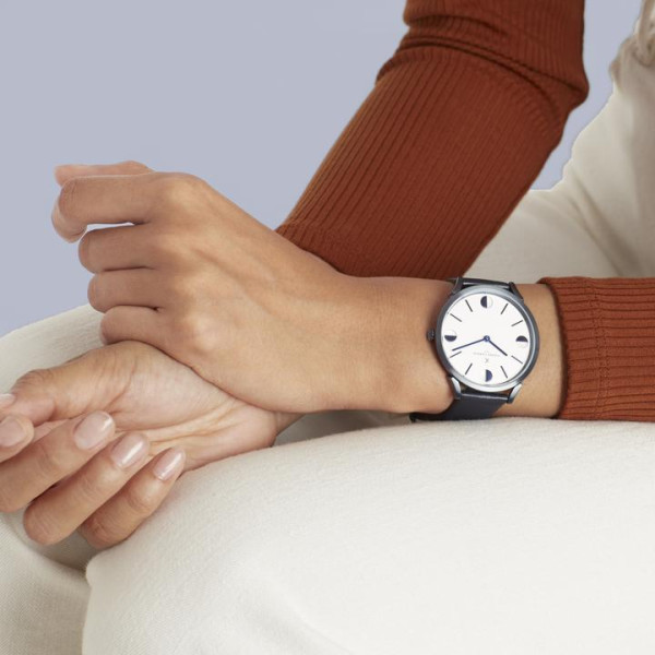 PIERRE CARDIN PIGALLE HALF MOON 40MM CPI.2009