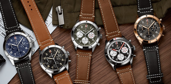 BREITLING CLASSIC AVI CHRONOGRAPH 42 MOSQUITO Y233801A1B1X1