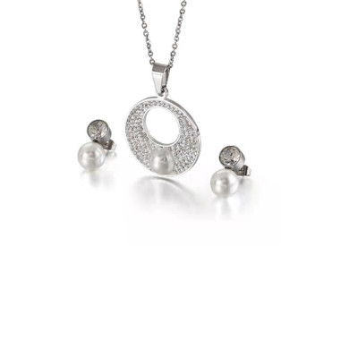 Комплект дамско колие и обеци Lee Cooper LC.S.01261.330