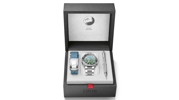 ORIS AQUIS DAT WATT LIMITED EDITION II 43.5MM MEN'S WATCH 743 7734 4197-SET