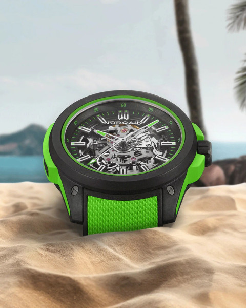 Часовник NORQAIN Wild ONE Skeleton 42mm Gecko NNQ3000QBE2AS/B014 – корпус от NORTEQ® и титан с прозрачен гръб – classicwatches.bg