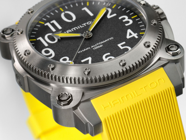 HAMILTON KHAKI NAVI BELOWZERO AUTO TITANIUM 46MM H78.535.380