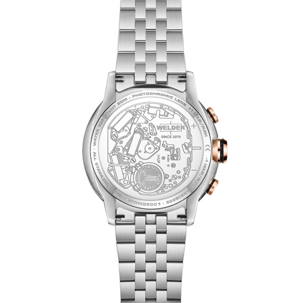 часовник welder с лява коронка и функция двойно време classicwatches.bg