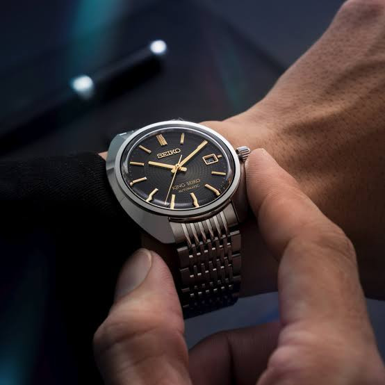 king seiko sje121j1 automatic 40.2mm ClassicWatches.bg